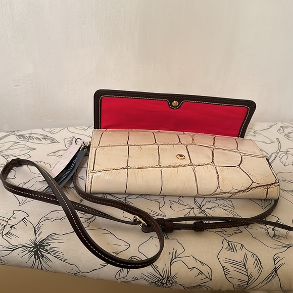 Handbag - Picture 4 of 6